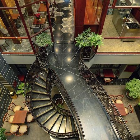 Victorian Hotel Dalat Екстер'єр фото