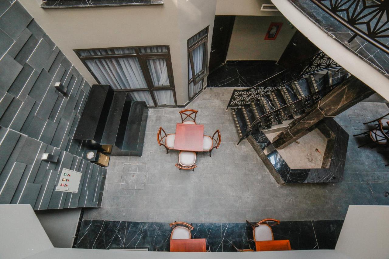 Victorian Hotel Dalat Екстер'єр фото