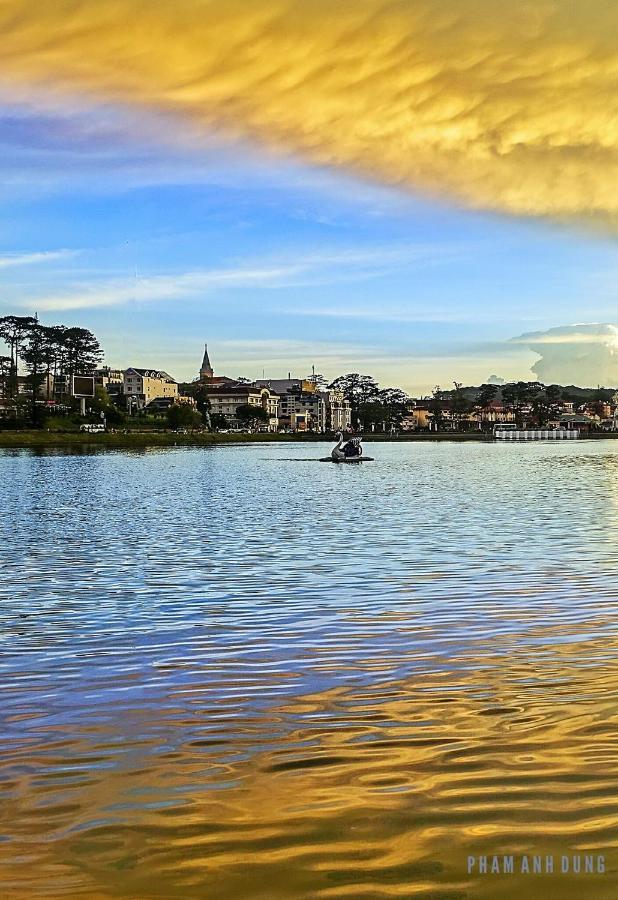 Victorian Hotel Dalat Екстер'єр фото